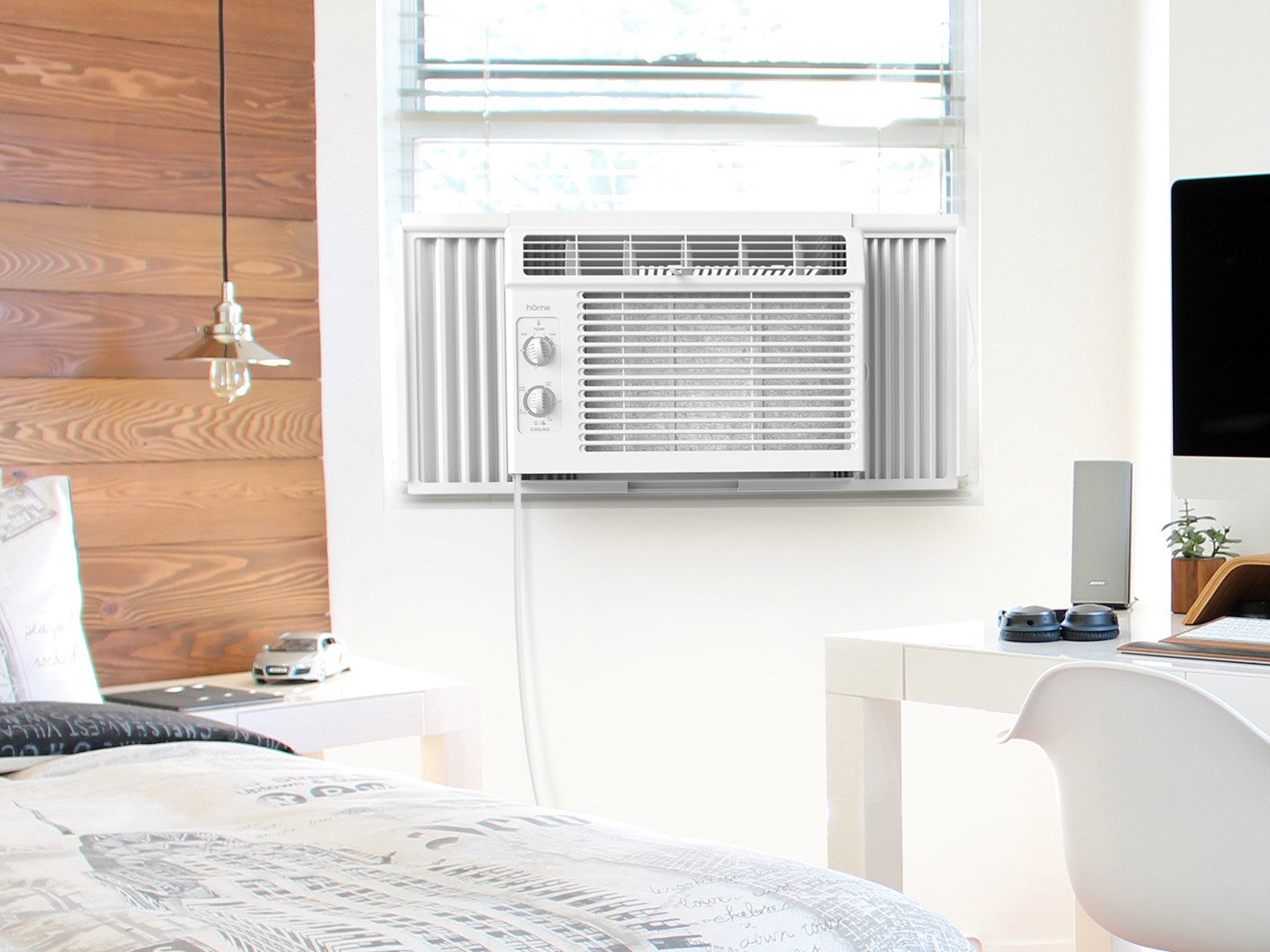 Air conditioner fitted in the bedroom